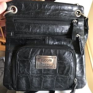 Cross body purse by Nicole Miller